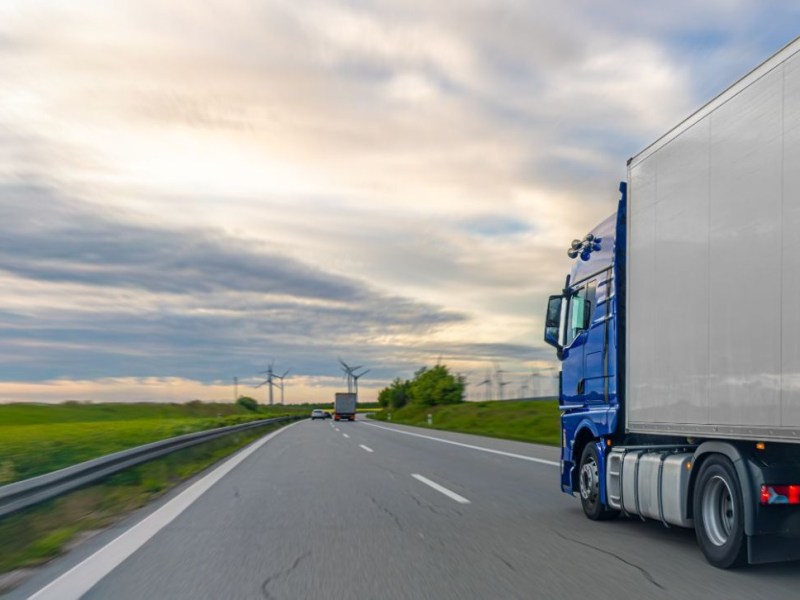Logistikos paslaugos: kaip išsirinkti patikimą partnerį krovinių&nbsp;pervežimui