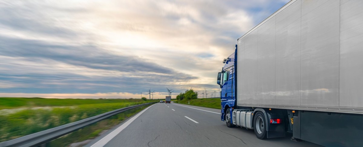 Logistikos paslaugos: kaip išsirinkti patikimą partnerį krovinių&nbsp;pervežimui